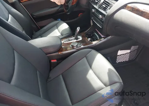 2016 BMW X3 xDrive28I z USA, uszkodzony, nr VIN 5UXWX9C52G0D81458